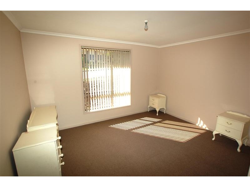 3 Queens Way, Woodcroft SA 5162