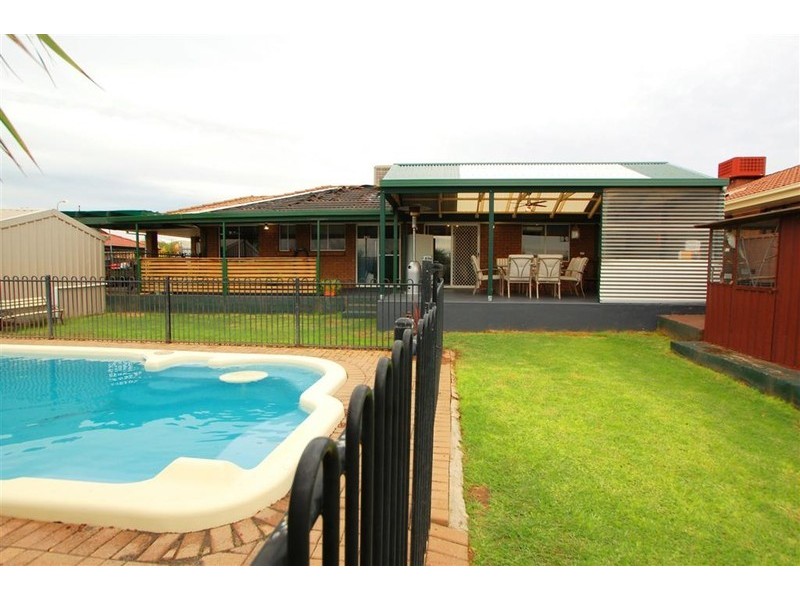 21 Goodrington Way, Moana SA 5169