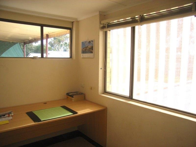 32 Sampson Road, Mitchell Park SA 5043