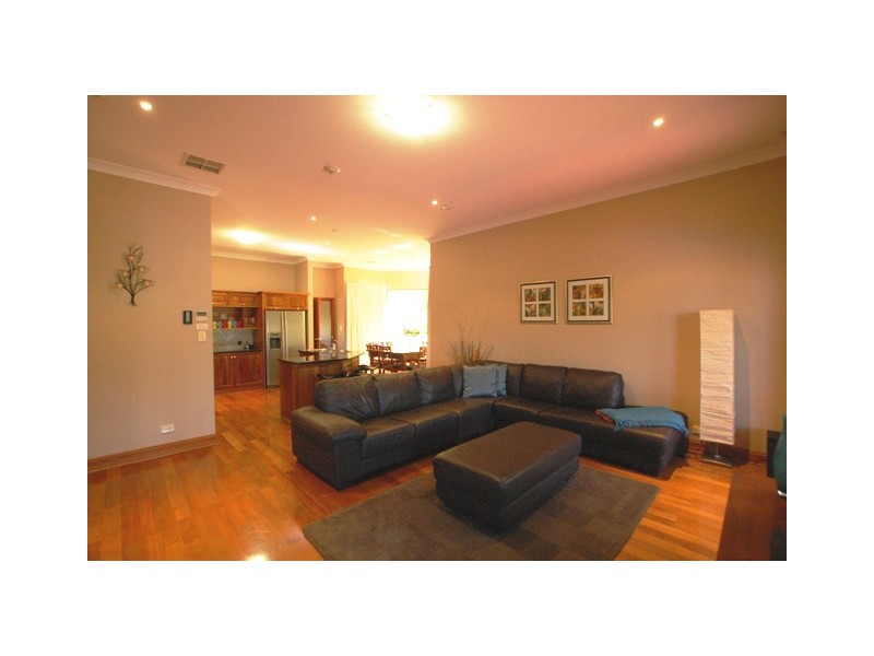 8 Richman Court, Craigburn Farm SA 5051