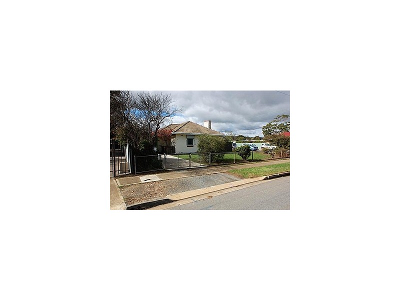 11 Finchley Street, Clovelly Park SA 5042