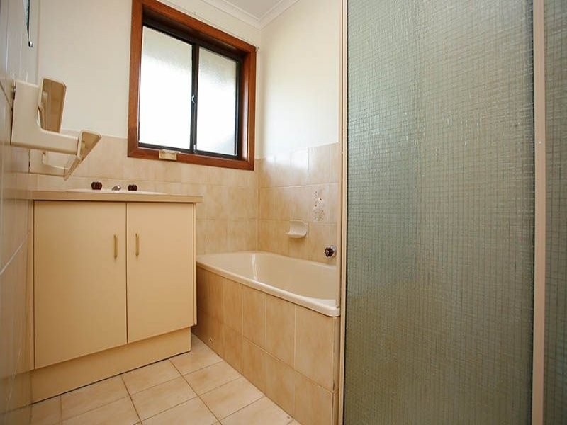 12/2A Karu Crescent, Mitchell Park SA 5043