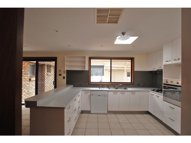 57 Delta Cres.,, Aberfoyle Park SA 5159