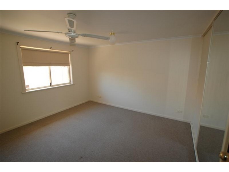 23 Bradley Grove, Mitchell Park SA 5043