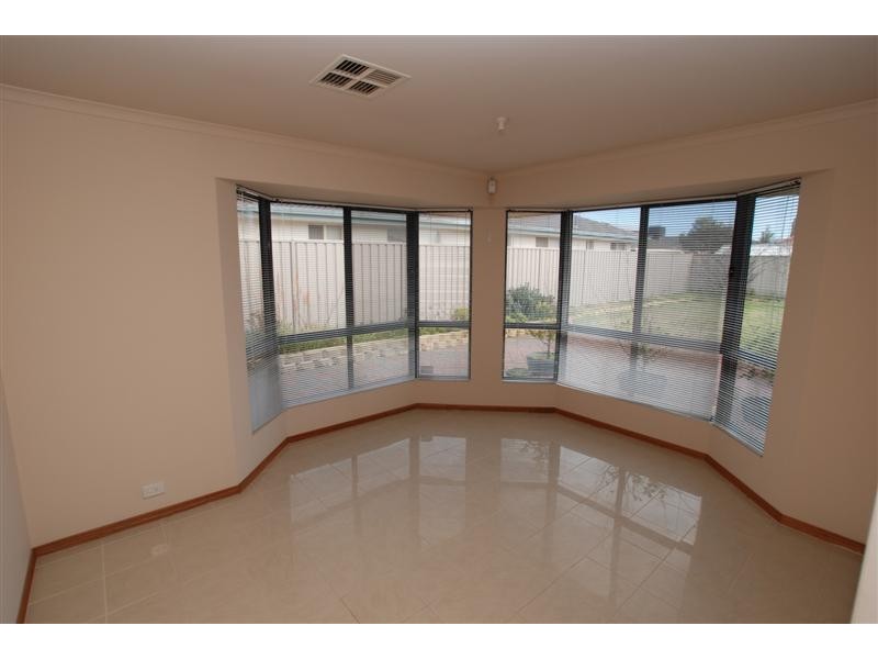 9 Belmont Close, Clovelly Park SA 5042