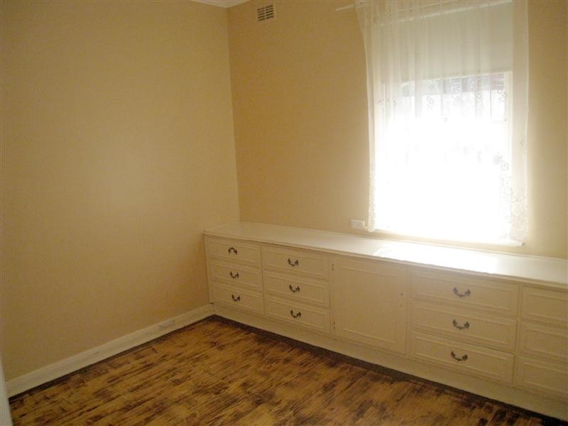 5 Norrie Avenue, Clovelly Park SA 5042