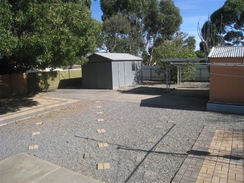 5 Norrie Avenue, Clovelly Park SA 5042