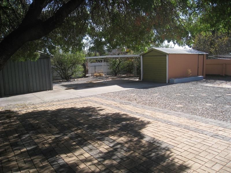 5 Norrie Avenue, Clovelly Park SA 5042