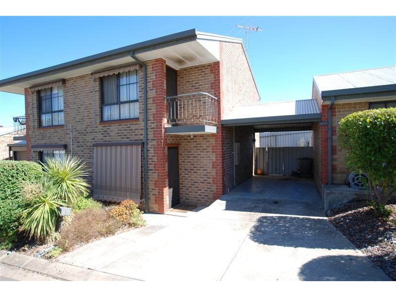2/15-17 Tretter Street, Morphett Vale SA 5162