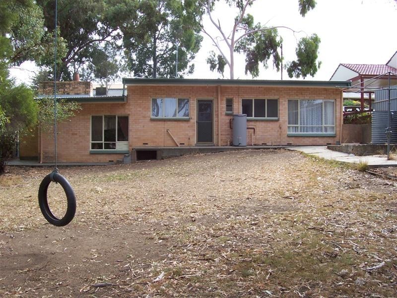 24 Longview Crescent, O’halloran Hill SA 5158