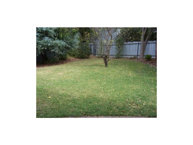 2 Charles Court, Aberfoyle Park SA 5159
