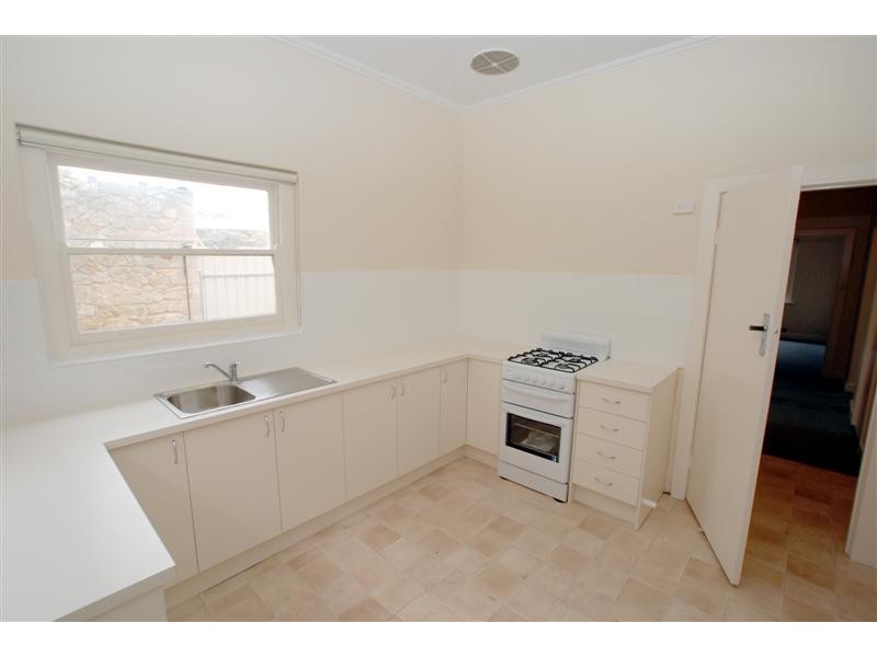 106 Esplanade, Hove SA 5048