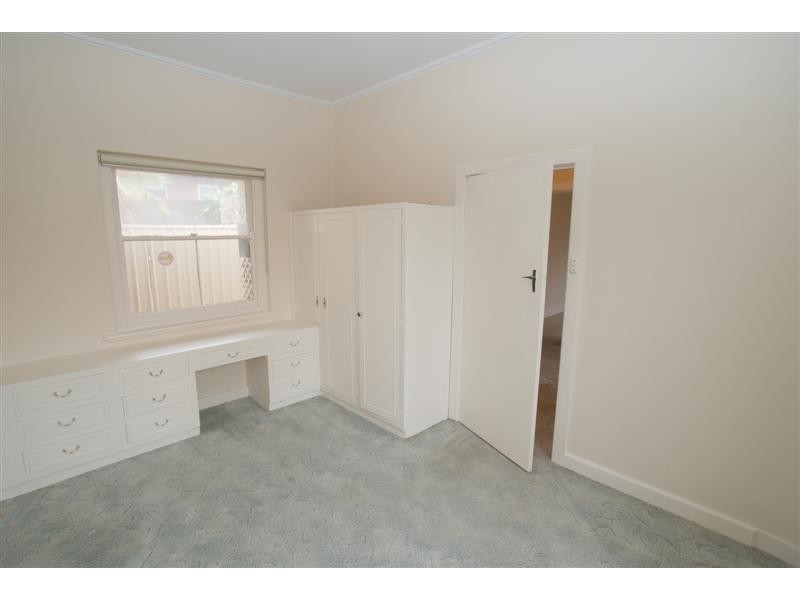 106 Esplanade, Hove SA 5048