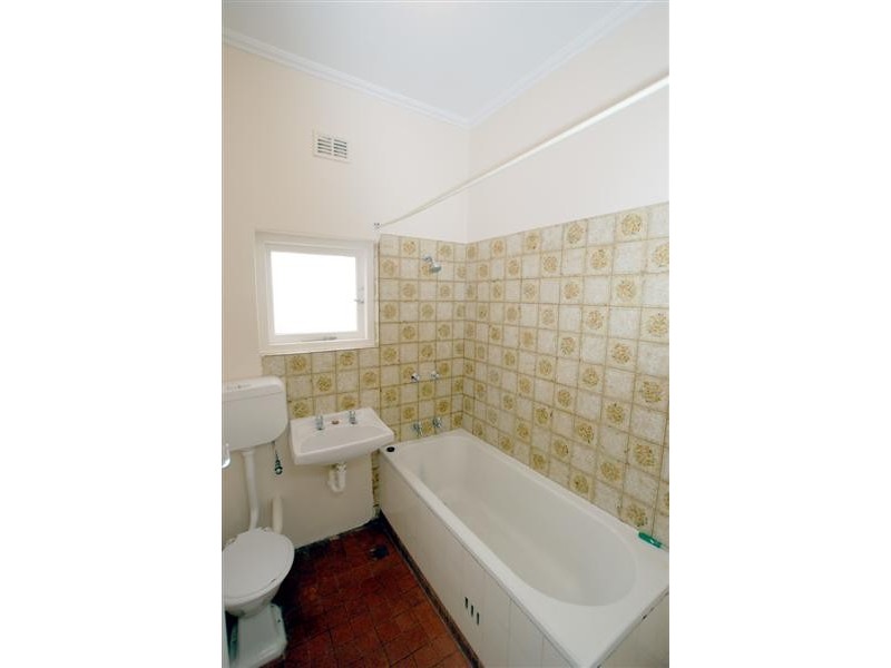 106 Esplanade, Hove SA 5048