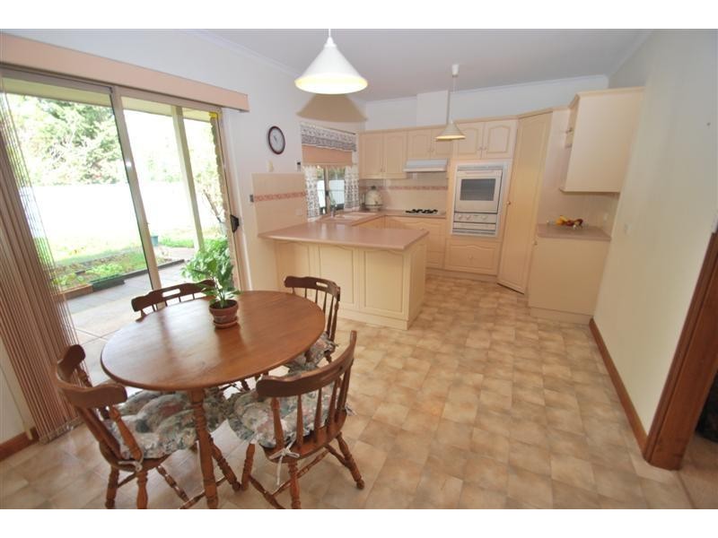 18 Attridge Road, Morphett Vale SA 5162