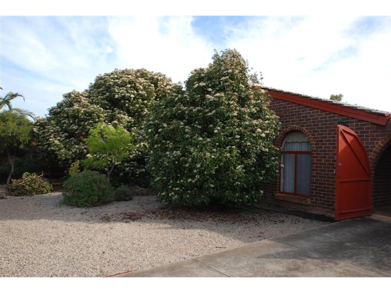 15 Cliff Avenue, Port Noarlunga South SA 5167