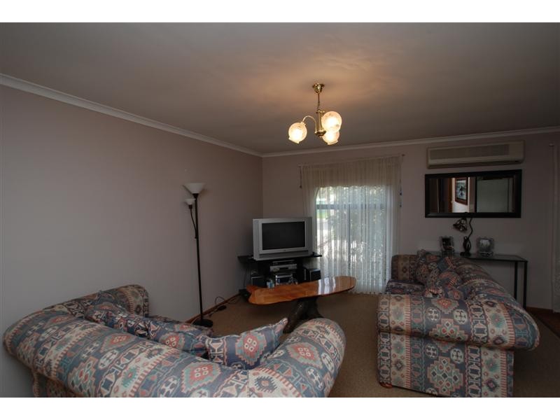 15 Cliff Avenue, Port Noarlunga South SA 5167