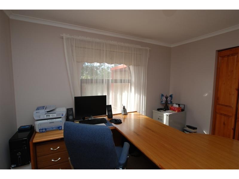 15 Cliff Avenue, Port Noarlunga South SA 5167