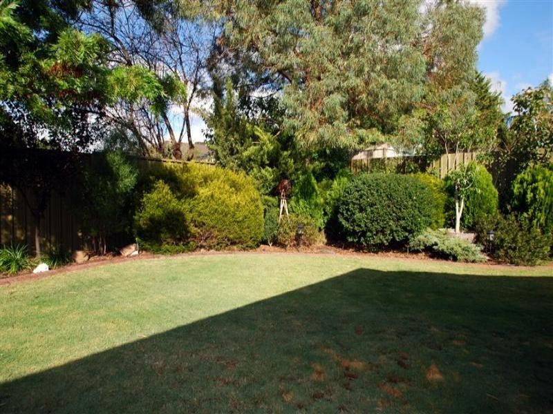 6 Hendrix Crescent, Woodcroft SA 5162