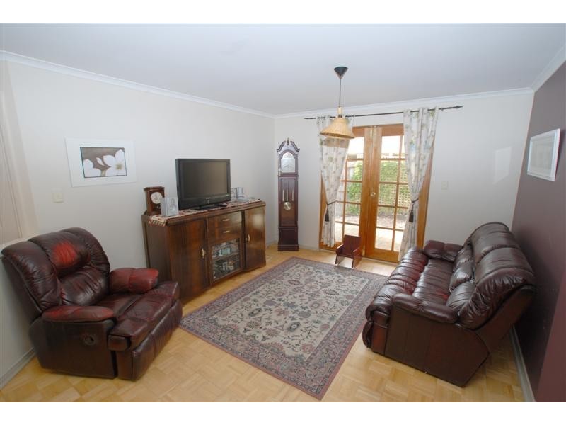 17   Songlark Grove, Flagstaff Hill SA 5159