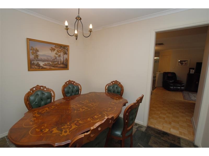 17   Songlark Grove, Flagstaff Hill SA 5159