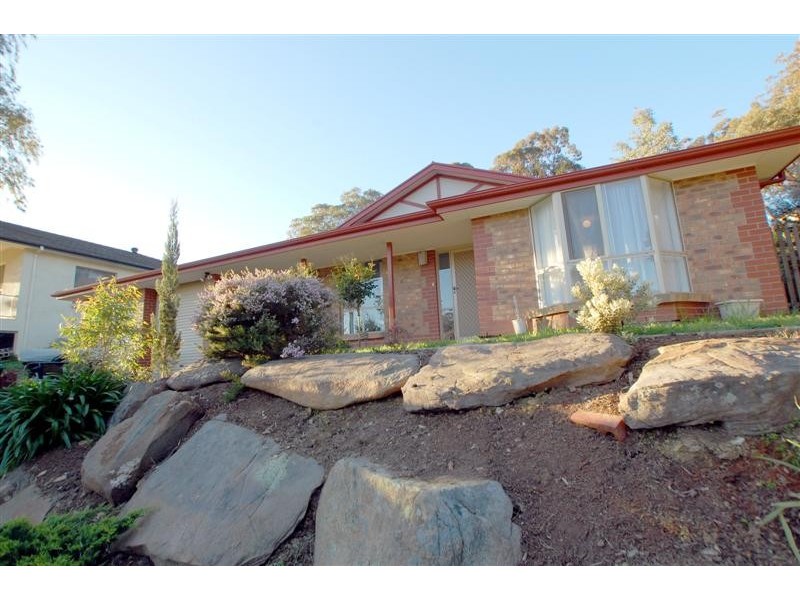 8 The Oaks Parade, Aberfoyle Park SA 5159