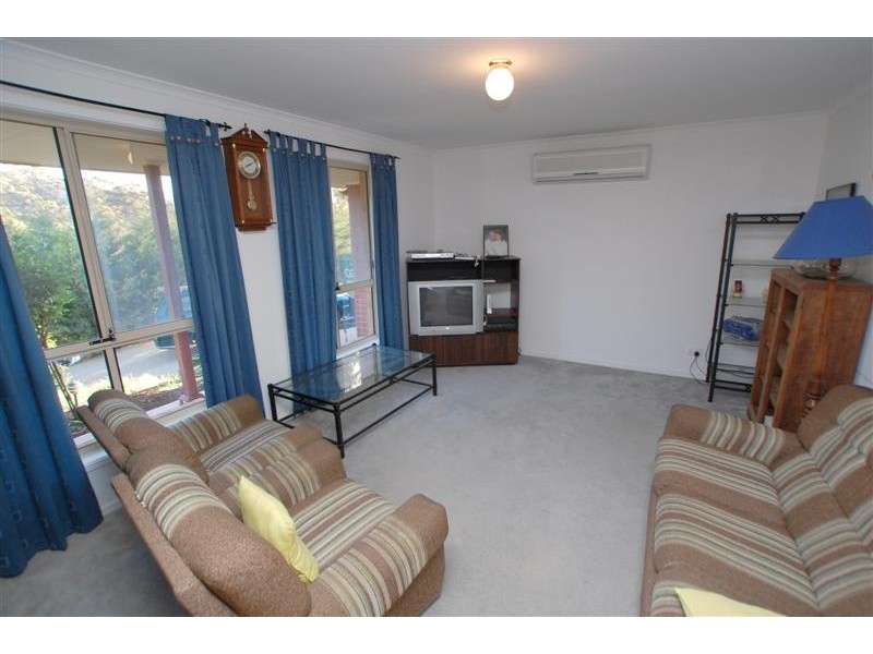 8 The Oaks Parade, Aberfoyle Park SA 5159