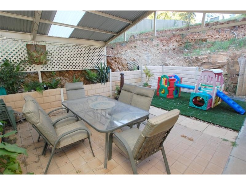 8 The Oaks Parade, Aberfoyle Park SA 5159