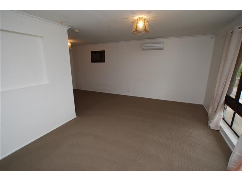 9 Andrew Court, Aberfoyle Park SA 5159