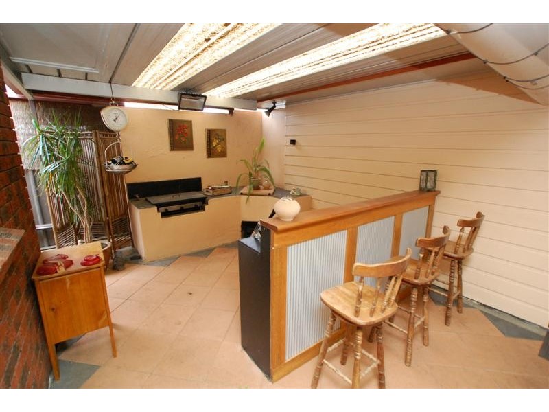 19 Booth Avenue, Happy Valley SA 5159