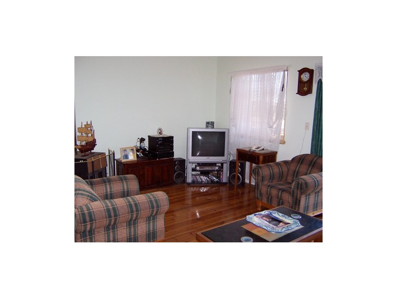 Numbers 8-10 Riverview Terrace, Morgan SA 5320