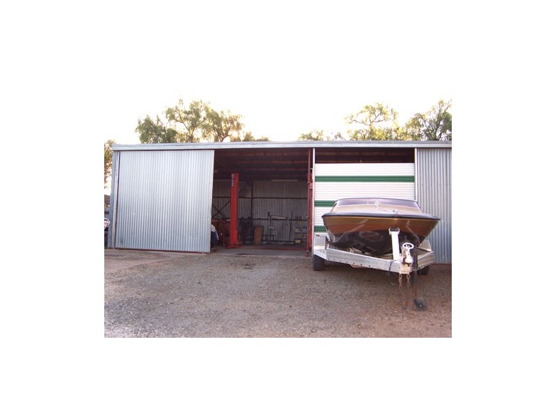 Numbers 8-10 Riverview Terrace, Morgan SA 5320