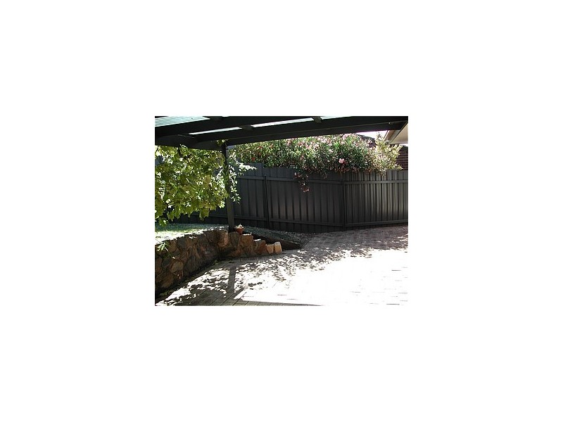 1a Opala Crt, Hallett Cove SA 5158