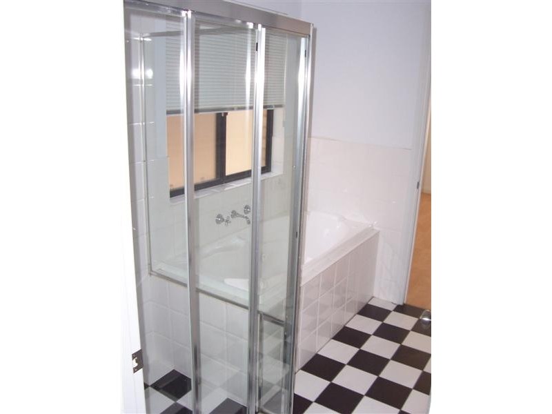 9 Sovereign Drive, Woodcroft SA 5162