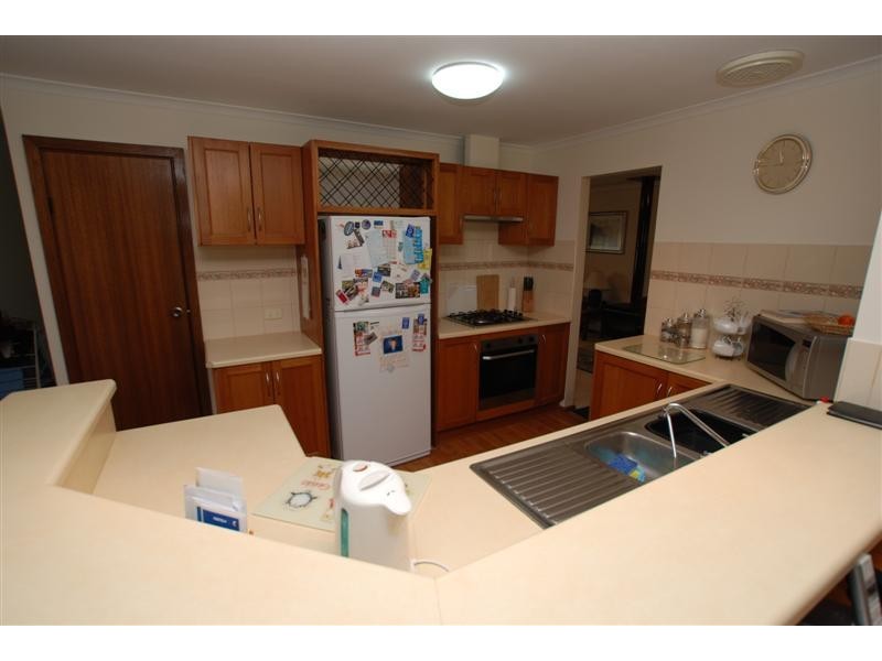 80 Emmerson Drive, Morphett Vale SA 5162