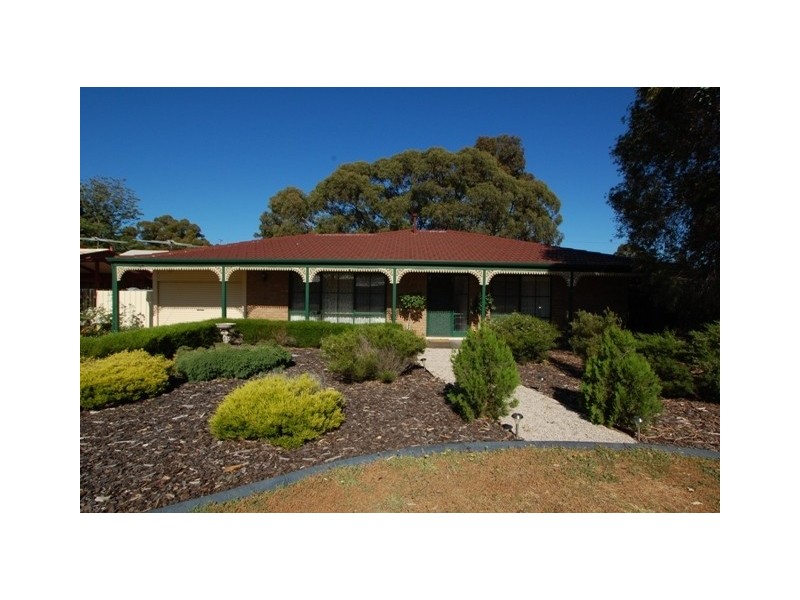 4 Hartley Street, Flagstaff Hill SA 5159