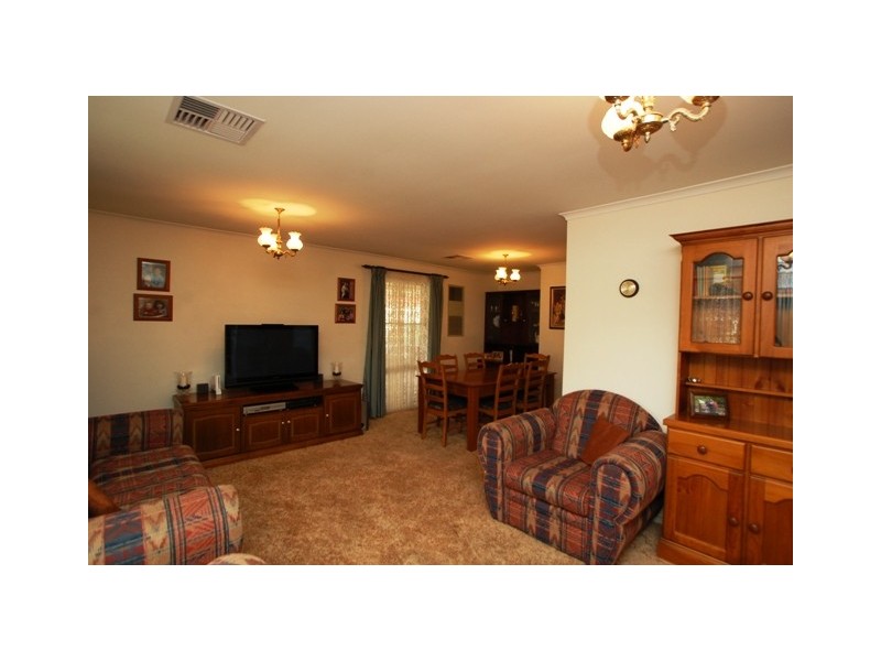 4 Hartley Street, Flagstaff Hill SA 5159