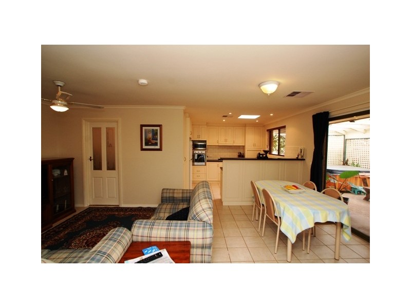 4 Hartley Street, Flagstaff Hill SA 5159