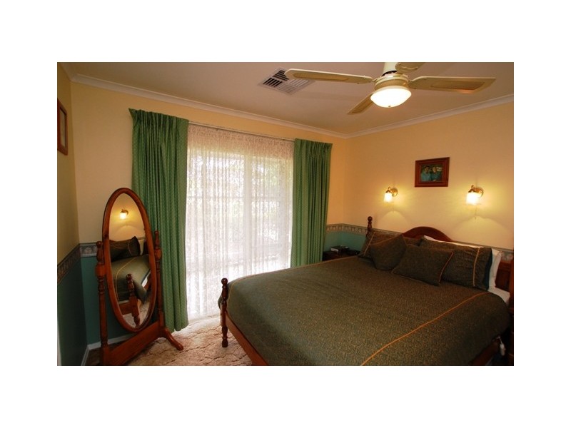 4 Hartley Street, Flagstaff Hill SA 5159