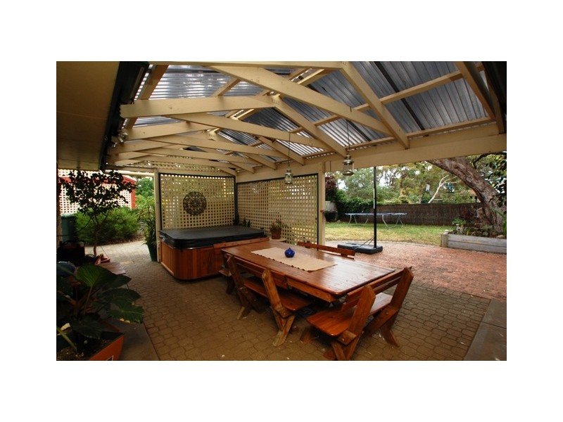 4 Hartley Street, Flagstaff Hill SA 5159