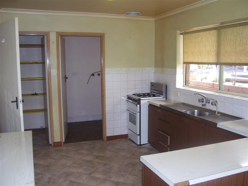 29 Tripoli Road, Happy Valley SA 5159
