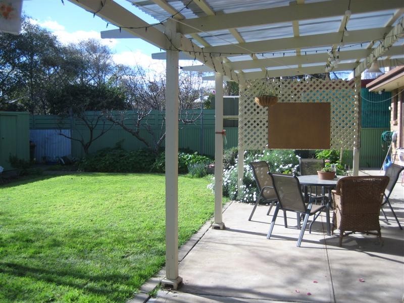 23 Oliphant Ave, Marion SA 5043