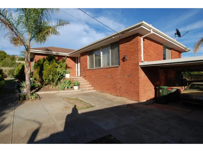 35 Parklands Crescent, Reynella SA 5161