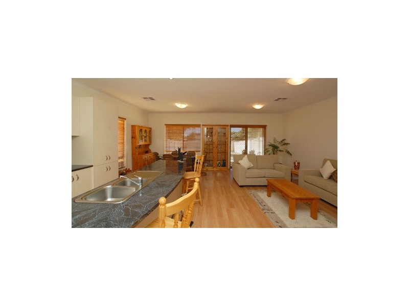9 Eurunderee Avenue, Seacombe Gardens SA 5047