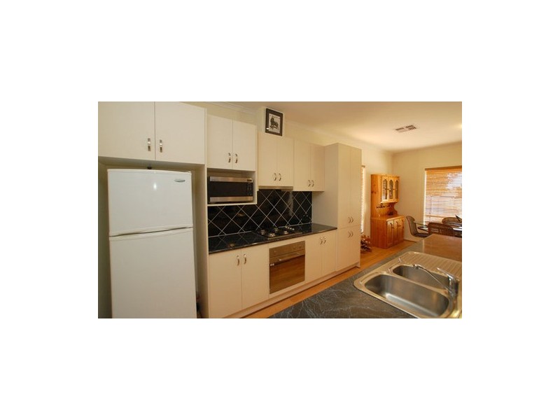 9 Eurunderee Avenue, Seacombe Gardens SA 5047