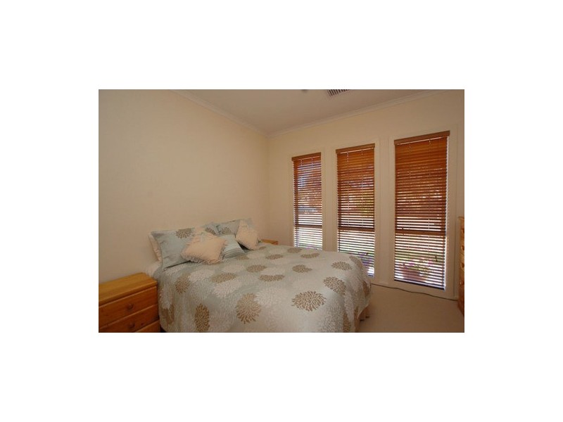 9 Eurunderee Avenue, Seacombe Gardens SA 5047