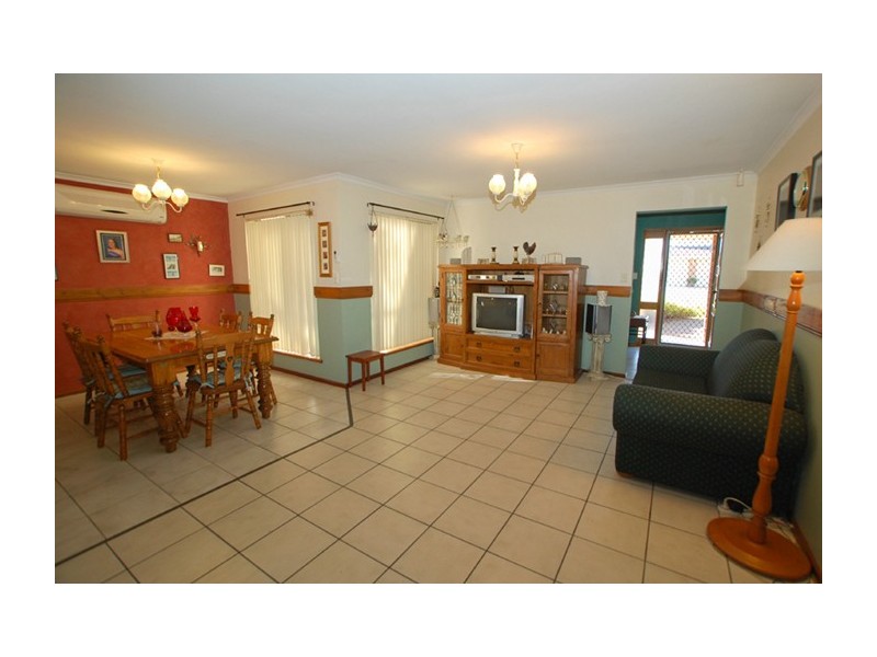1 Plover Street, Seaford Rise SA 5169