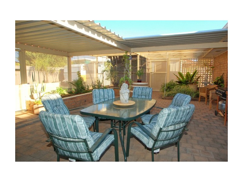 1 Plover Street, Seaford Rise SA 5169