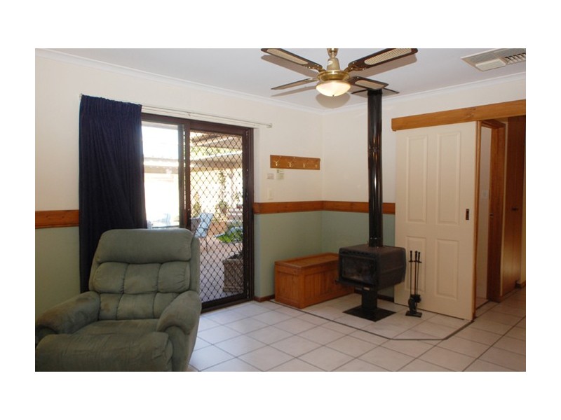 1 Plover Street, Seaford Rise SA 5169