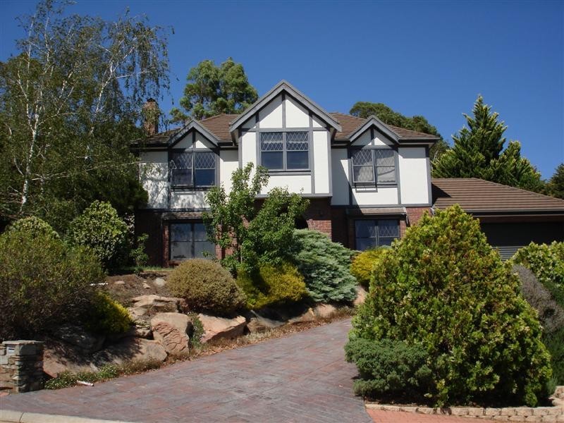 Sixty Eight Kingfisher Circuit, Flagstaff Hill SA 5159